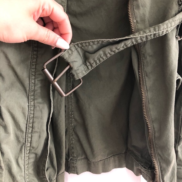 Green Khaki Charlotte Russe Vest Size M - Picture 6 of 7